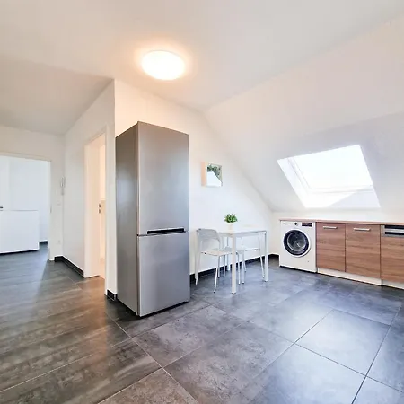 Tolstov - 4 - 30 Min Messe Dus * Neuss