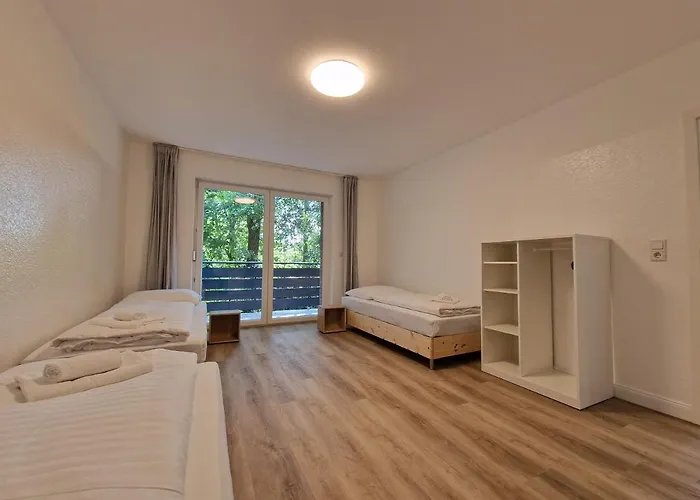 Tolstov - 4 - 30 Min Messe Dus Apartmán