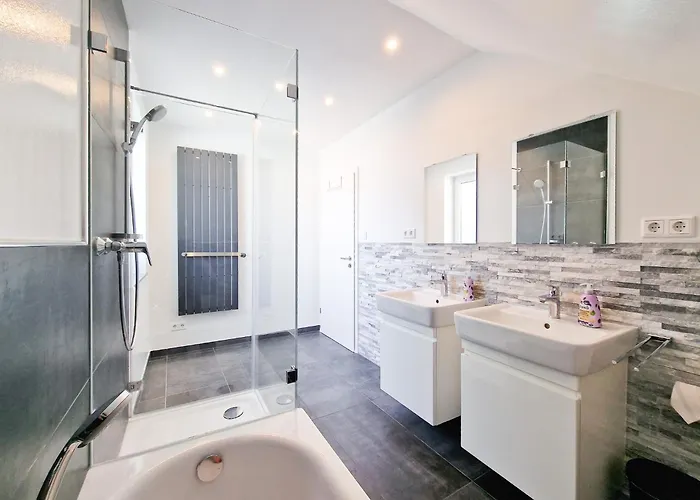 Tolstov - 4 - 30 Min Messe Dus Neuss